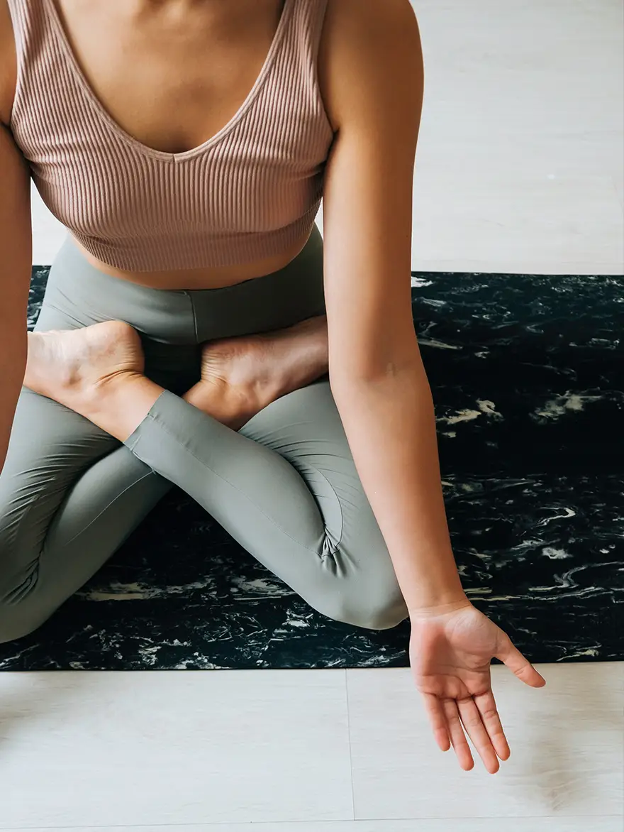 pilates retreat žena u pokretu