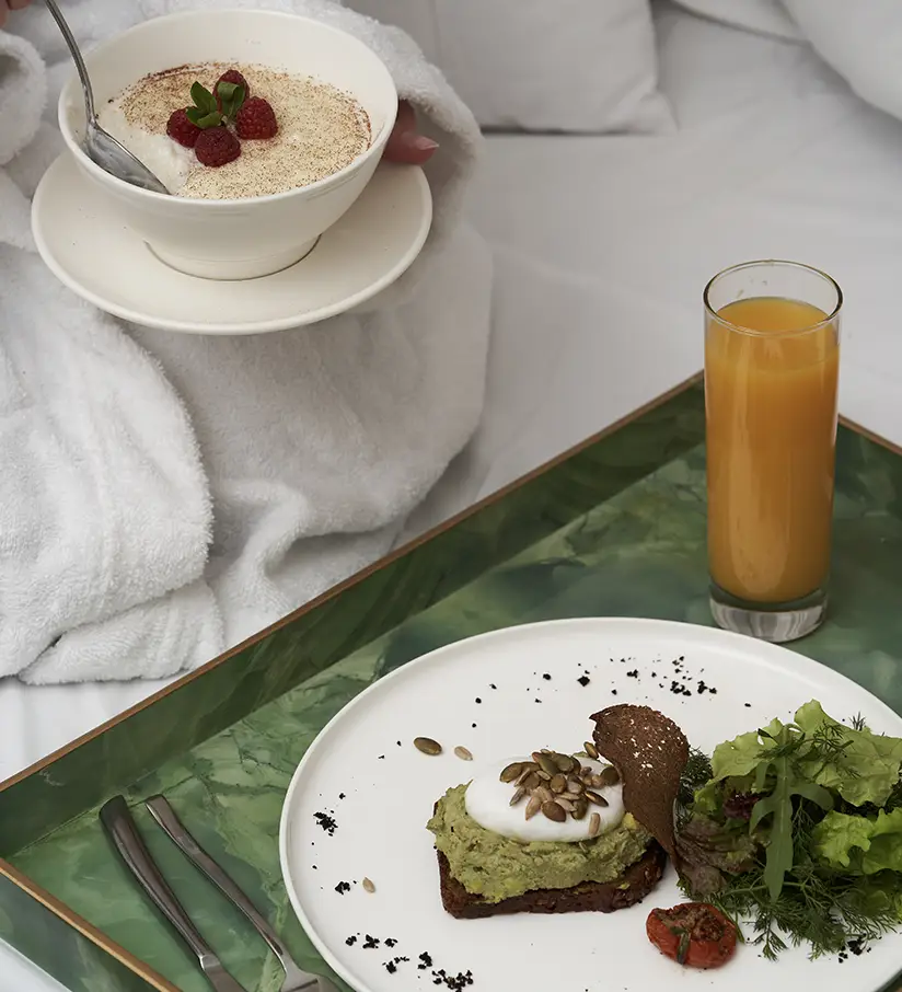 pilates retreat žena u pokretu